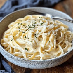 Creamy Fettuccine Alfredo