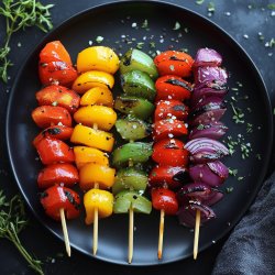 Brochettes colorées pour l'apéritif