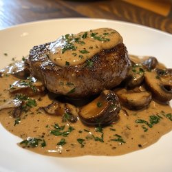 Filet mignon sauce champignons