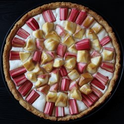 Tarte à la rhubarbe meringuée