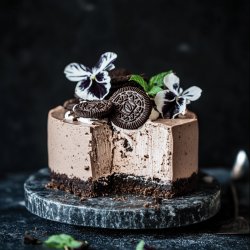 No-Bake Oreo Cheesecake