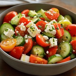 Salade de tomates, concombres et feta