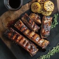 Costillar de cerdo a la parrilla