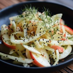 Frischer Fenchel-Apfel-Salat