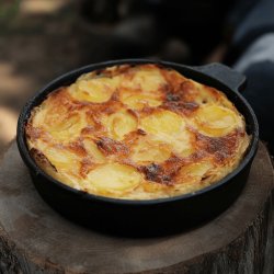 Kartoffelgratin aus dem Dutch Oven